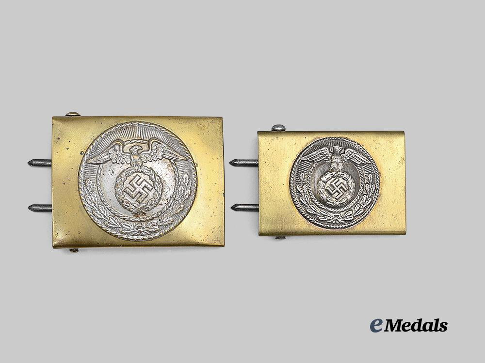 germany,_third_reich._a_pair_of_belt_buckles_for_s_a_and_h_j_personnel_e_medals__g62322_2