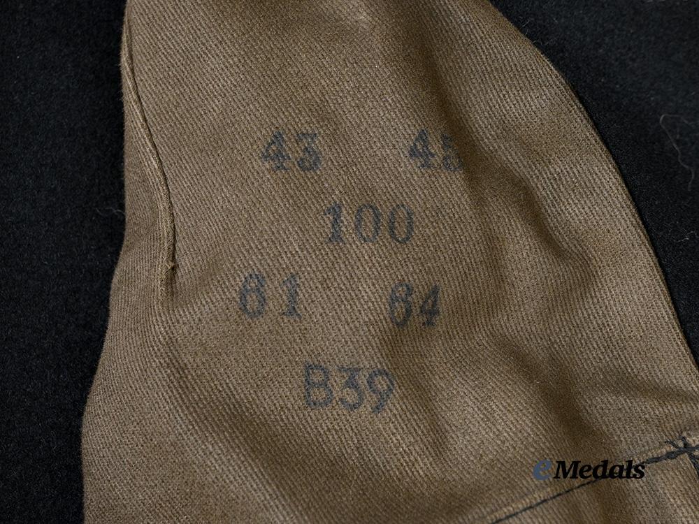germany,_heer._a_rare_panzer_troops_oberleutnant_black_wrap_e_medals__g62328_15