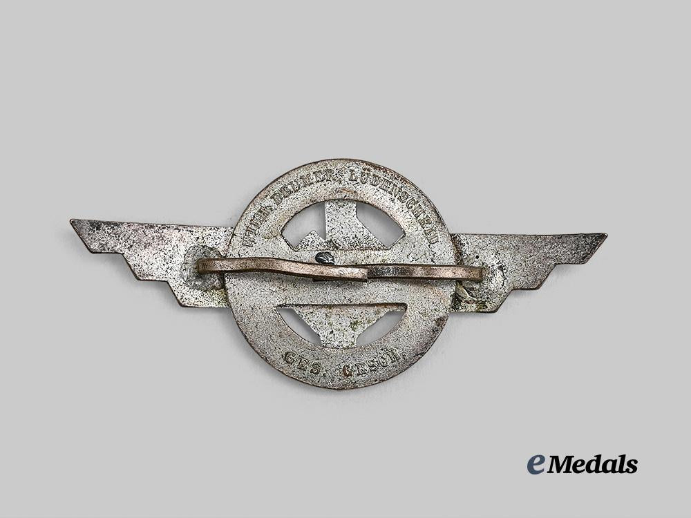 germany,_d_l_v._a_cap_badge,_second_pattern,_by_wilhelm_deumer_e_medals__g62361_3