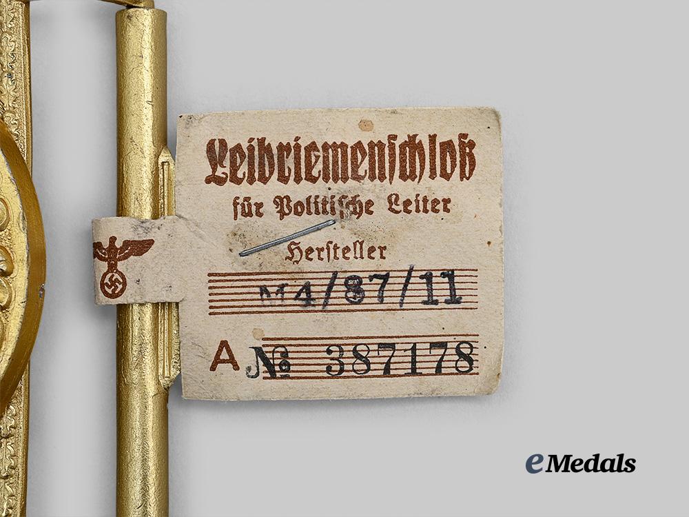 germany,_n_s_d_a_p._a_mint_political_leader’s_belt_buckle,_by_matthias_salcher&_söhne_e_medals__g62363_7