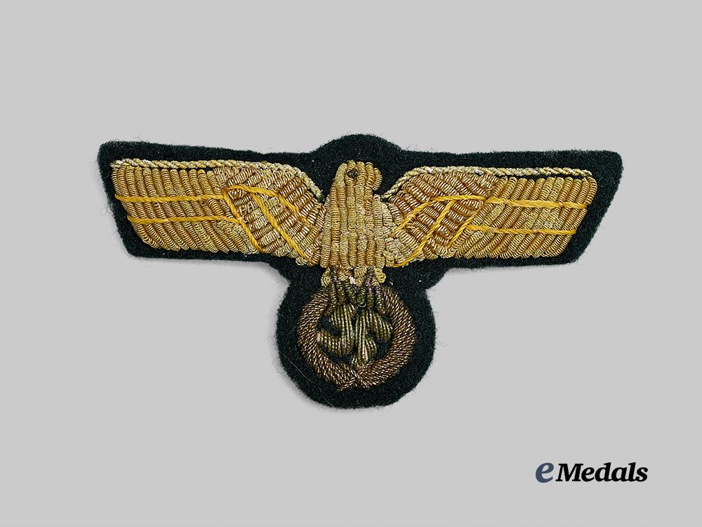 germany,_heer._a_general’s_cap_eagle_e_medals__g62370_2