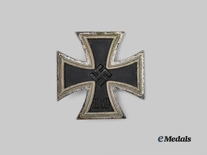 germany,_wehrmacht._a1939_iron_cross_i_class,_with_case,_by_b._h._mayer_e_medals__g62429_5