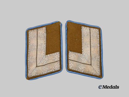 germany,_n_s_d_a_p._a_set_of_orts-_level_hauptstellenleiter_collar_tabs_e_medals__g62432_2