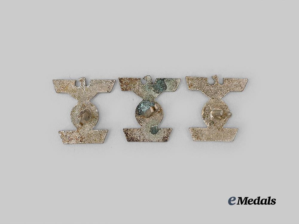 germany,_wehrmacht._a_lot_of_mint_ribbon_bar_devices_for_the1939_clasp_to_the_iron_cross_i_i_class_e_medals__g62460_3