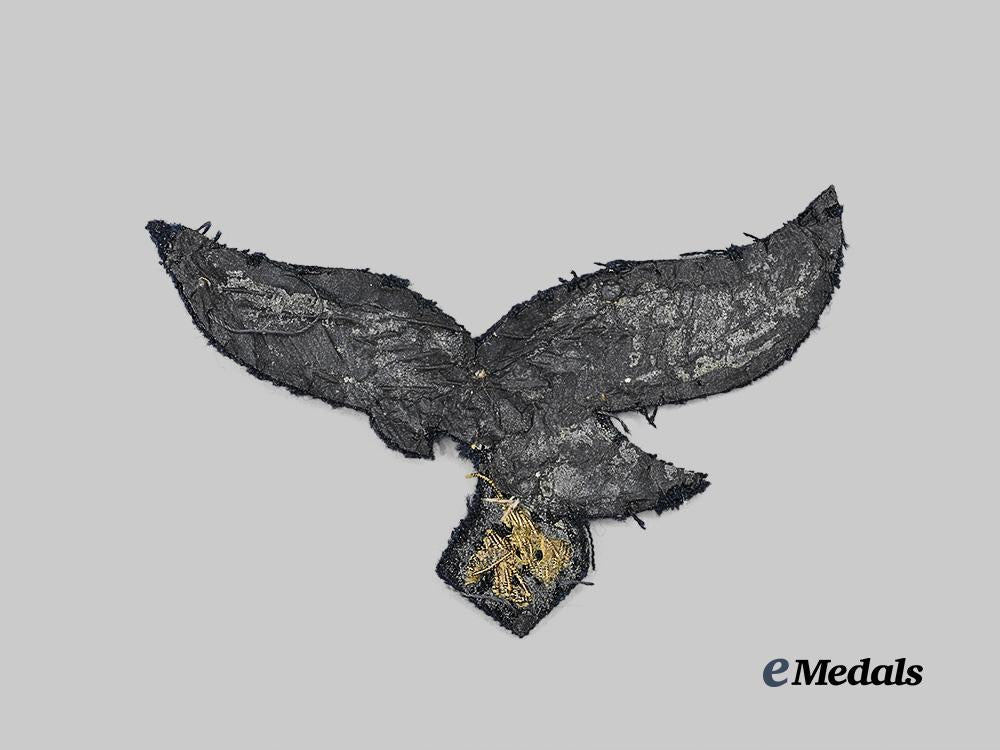 germany,_luftwaffe._a_general’s_breast_eagle_e_medals__g62463_3
