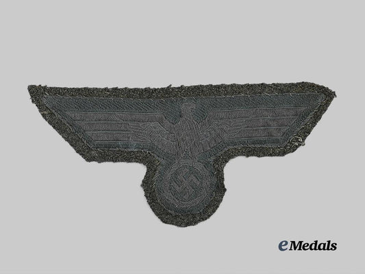 germany,_heer._a_breast_eagle_for_enlisted_ranks,_late-_war_uniform_cut-_off_example_e_medals__g62479_2