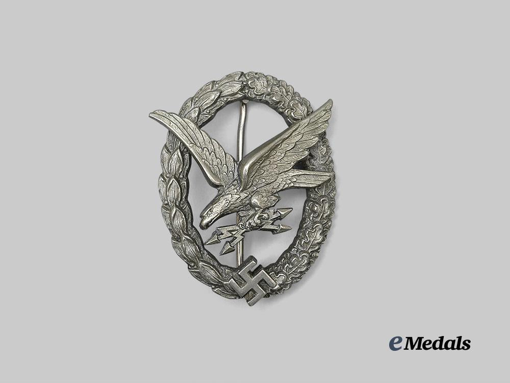 germany,_luftwaffe._a_radio_operator_and_air_gunner_badge,_type_j3,_by_imme_e_medals__g62480_2