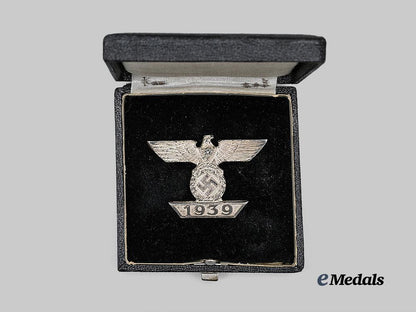 germany,_wehrmacht._a1939_clasp_to_the_iron_cross_i_class,_with_case,_by_b._h._mayer_e_medals__g62489_3