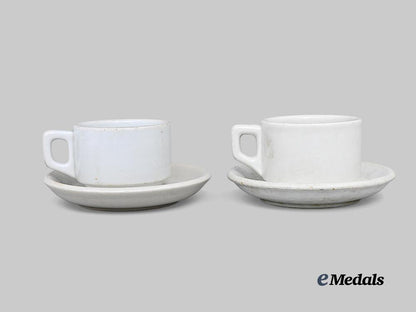 germany,_heer._a_pair_of_mess_hall_cups_and_saucers_e_medals__g62505_3