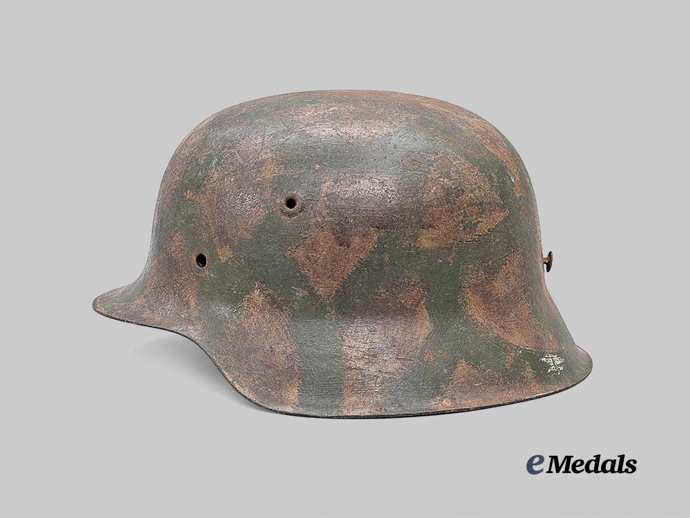 germany,_heer._an_m42_stahlhelm,_with_field_camouflage,_by_sächsische_emaillier-_und_stanzwerke_e_medals__g62506_6