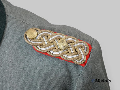 germany,_heer._a_field_tunic_for_a_generalleutnant_e_medals__g62524_11