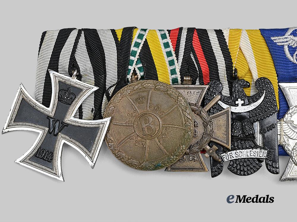 germany,_imperial._a_medal_bar_for_world_war,_freikorps,_and_police_service_e_medals__g62532_4