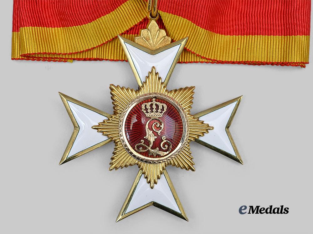 lippe-_detmold,_principality._a_rare_princely_house_order,_i_i_class_cross_in_gold,_c.1900_e_medals__g62537_3