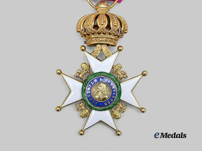 saxe-_ernestine,_duchies._a_rare_saxe-_ernestine_house_order,_i_class_knight’s_cross_in_gold_e_medals__g62543_3