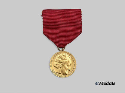 germany,_d_d_r._a_rare_national_prize_in_gold,_type2,_with_case_and_ribbon_bar_e_medals__g62545_6