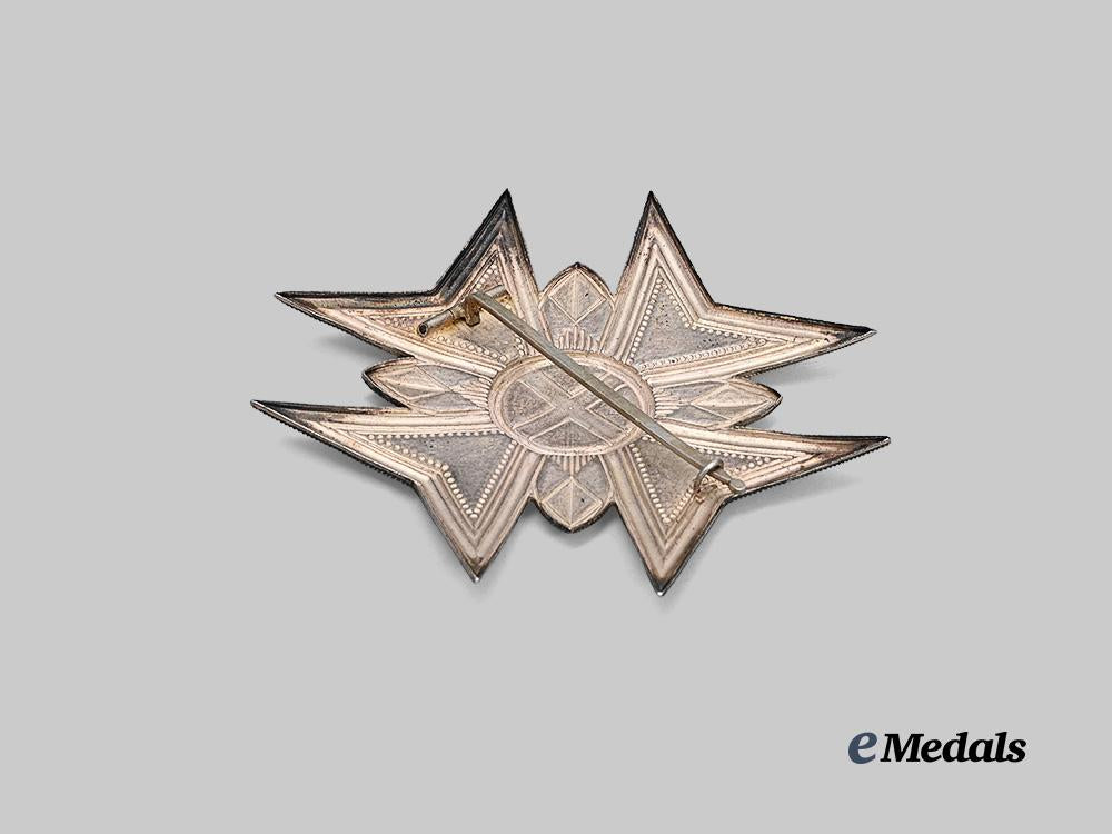 bavaria,_kingdom._an_exceptionally_rare_military_order_of_st._george,_grand_cross_breast_star,_published_example_c.1795_e_medals__g62547_5