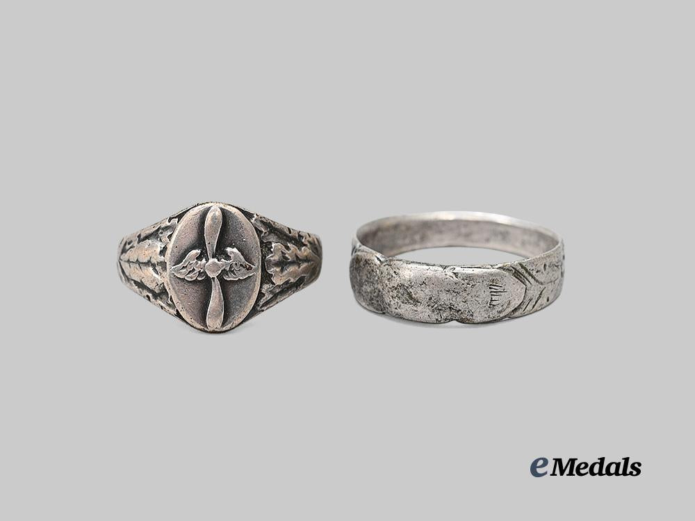 germany,_imperial._a_superb_pilot’s_badge_and_iron_cross_presentation_set,_with_customized_display_case_e_medals__g62555_11