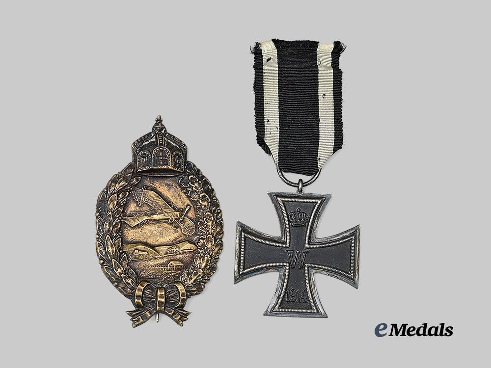 germany,_imperial._a_superb_pilot’s_badge_and_iron_cross_presentation_set,_with_customized_display_case_e_medals__g62555_6