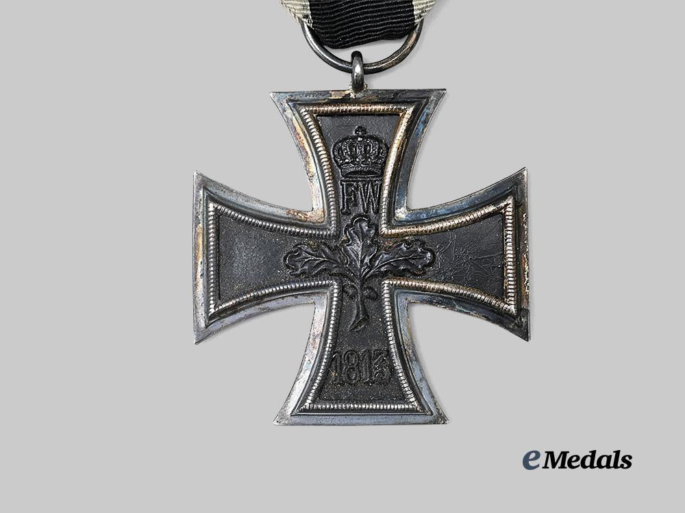 germany,_imperial._a_superb_pilot’s_badge_and_iron_cross_presentation_set,_with_customized_display_case_e_medals__g62555_9