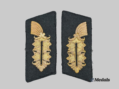 germany,_wehrmacht._a_set_of_military_administration_general_equivalent_collar_tabs_e_medals__g62572_2