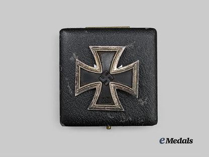 germany,_wehrmacht._a1939_iron_cross_i_class,_with_case,_by_rudolf_souval_e_medals__g62573_4