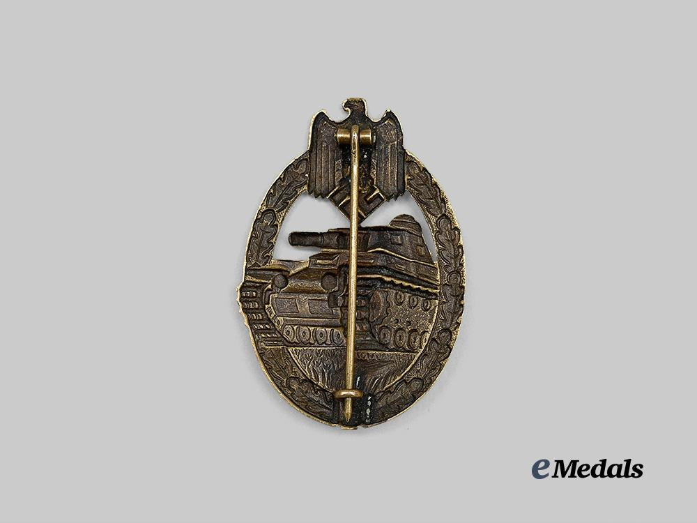 germany,_wehrmacht._a_mint_panzer_assault_badge,_bronze_grade,_hollow_tombak_version_by_karl_wurster_e_medals__g62578_3