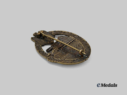 germany,_wehrmacht._a_mint_panzer_assault_badge,_bronze_grade,_hollow_tombak_version_by_karl_wurster_e_medals__g62578_4