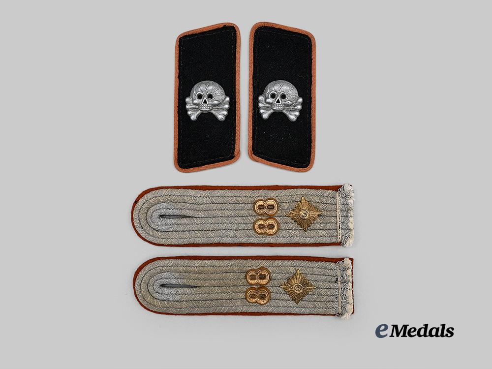 germany,_heer._a_rare_set_of_armoured_reconnaissance_oberleutnant_insignia_for_a_black_wrap_e_medals__g62582_2