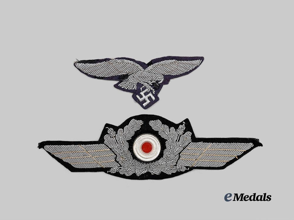 germany,_luftwaffe._a_set_of_visor_cap_insignia_for_officer_ranks_e_medals__g62588_2