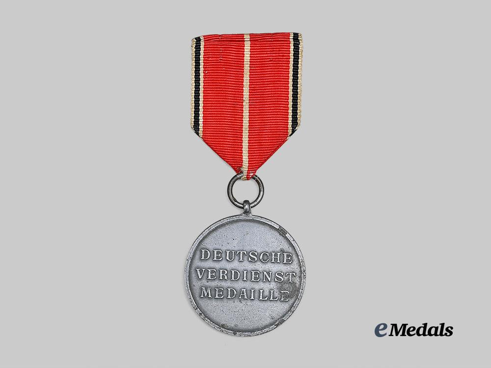 germany,_third_reich._an_order_of_the_german_eagle,_bronze_grade_medal_of_merit,_by_the_vienna_mint_e_medals__g62611_4