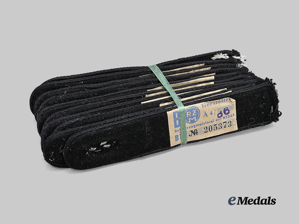 germany,_n_s_k_k._a_lot_of_mint_and_unissued_shoulder_boards_for_ranks_sturmmann-_obertruppführer_e_medals__g62613_3