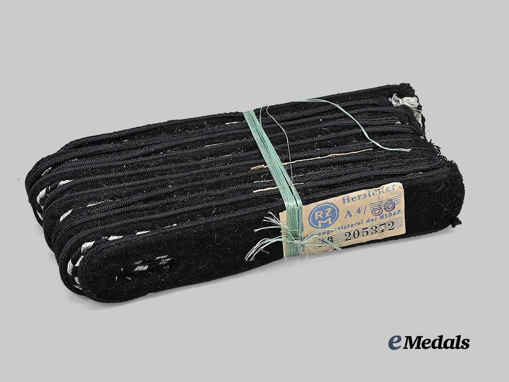 germany,_n_s_k_k._a_lot_of_mint_and_unissued_shoulder_boards_for_ranks_sturmmann-_obertruppführer_e_medals__g62613_4