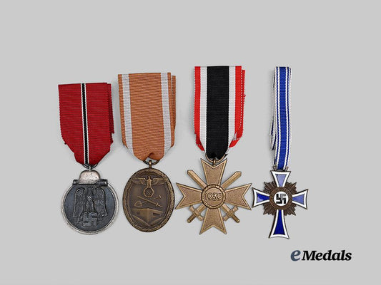 germany,_third_reich._a_mixed_lot_of_awards_for_military_and_civil_service_e_medals__g62618_2