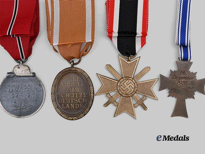 germany,_third_reich._a_mixed_lot_of_awards_for_military_and_civil_service_e_medals__g62618_5