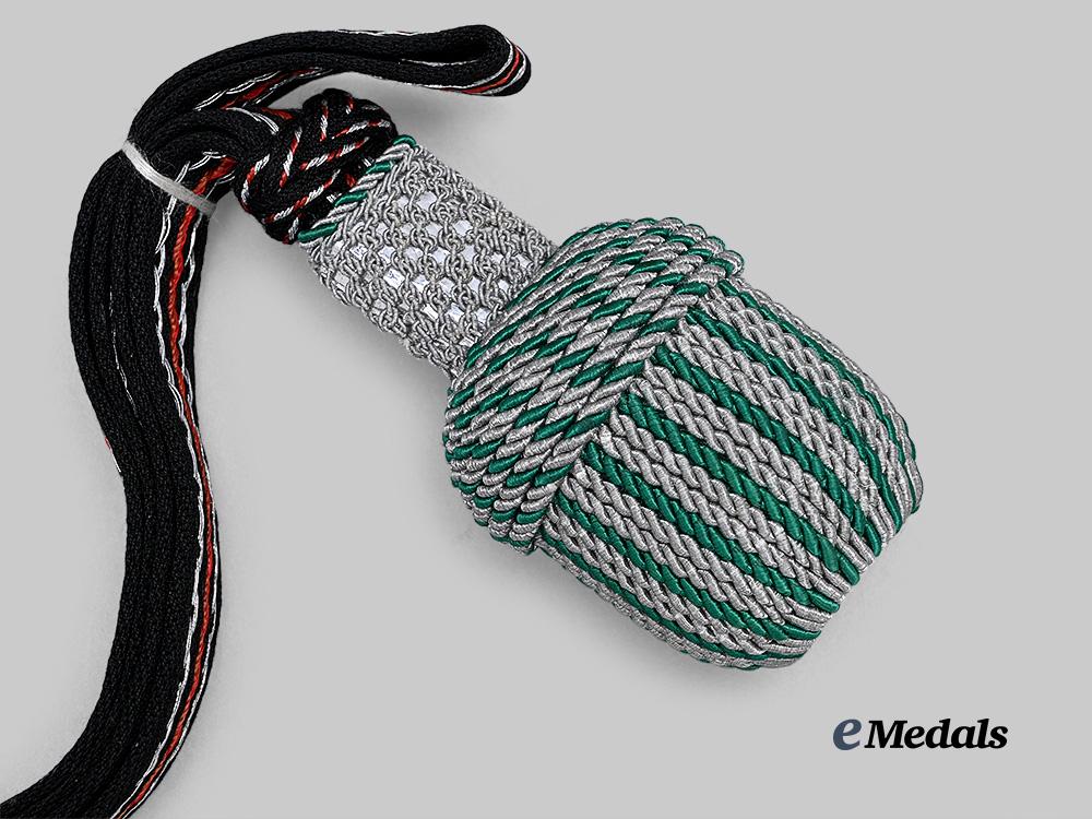 germany,_ordnungspolizei._a_mint_bayonet_knot_for_n_c_os_e_medals__g62631_3