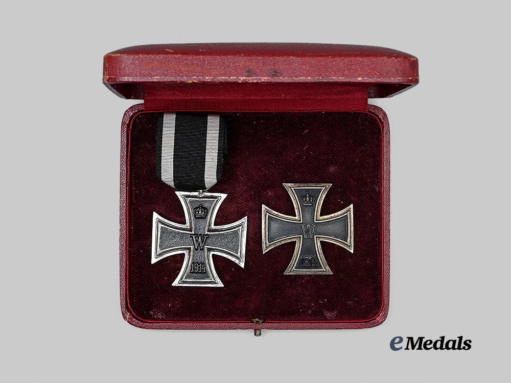 germany,_imperial._a1914_iron_cross_i_i_and_i_class_set,_with_luxury_case_e_medals__g62692_2