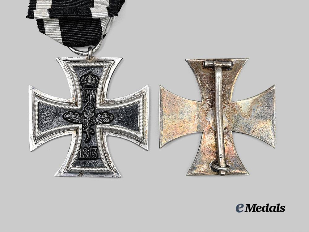 germany,_imperial._a1914_iron_cross_i_i_and_i_class_set,_with_luxury_case_e_medals__g62692_8