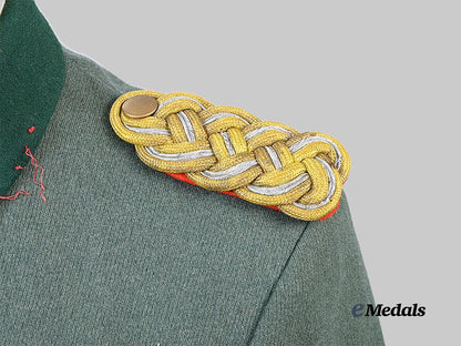 germany,_heer._a_field_tunic_for_a_generalmajor_e_medals__g62722_11