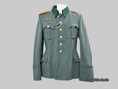 germany,_heer._a_field_tunic_for_a_generalmajor_e_medals__g62722_2