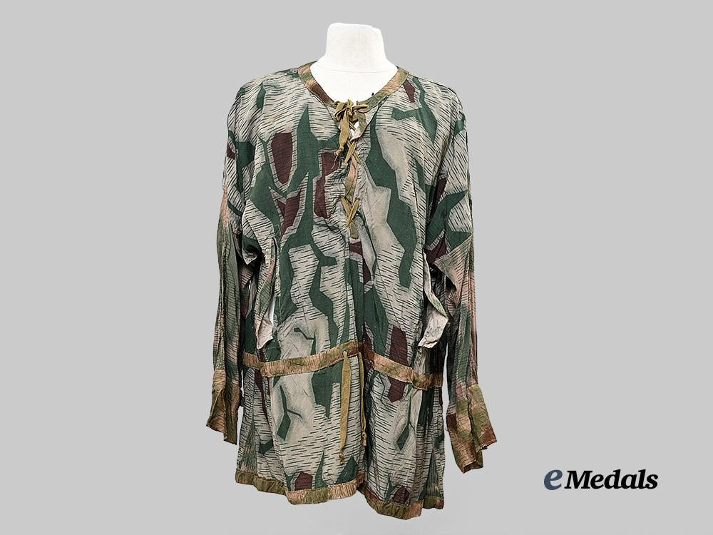 germany,_wehrmacht._a_field-_made_hybrid_pattern_camouflage_smock_e_medals__g62762_2