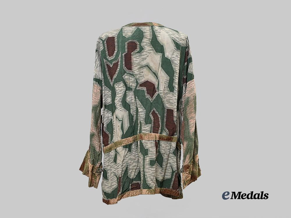 germany,_wehrmacht._a_field-_made_hybrid_pattern_camouflage_smock_e_medals__g62762_7