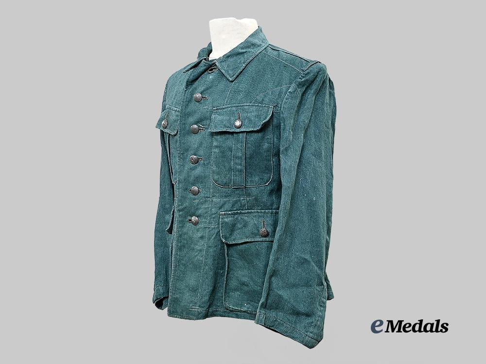 germany,_wehrmacht._an_m42_drillich-_style_field_blouse_e_medals__g62763_4