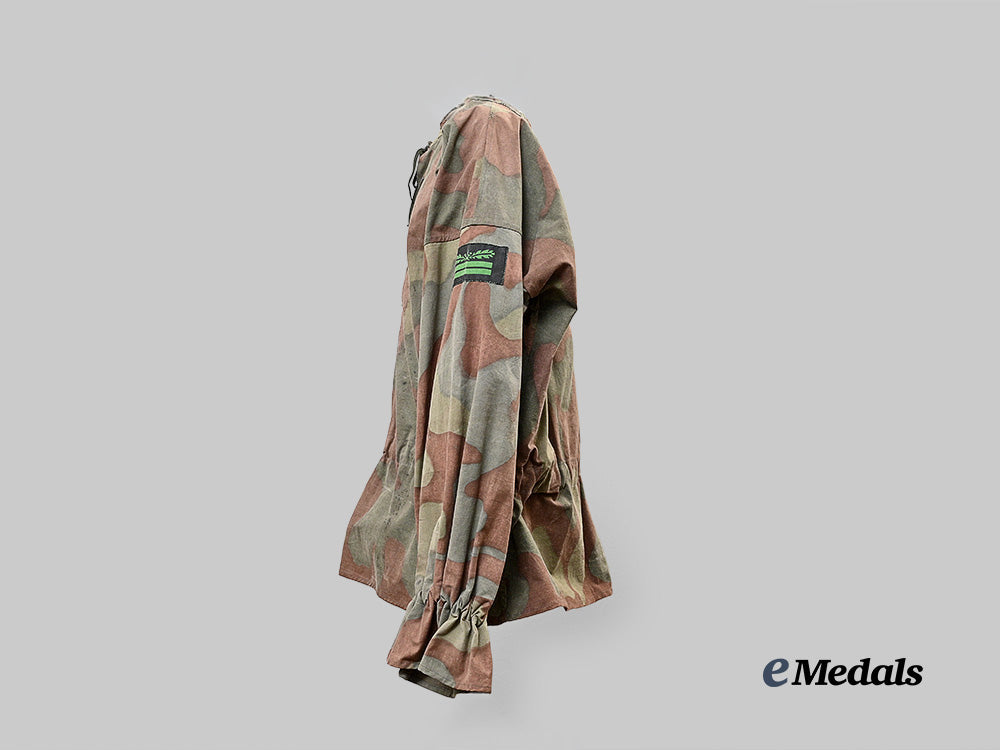 germany,_s_s._a_waffen-_s_s_italian_camouflage_smock_for_an_s_s-_obersturmführer_e_medals__g62938_5