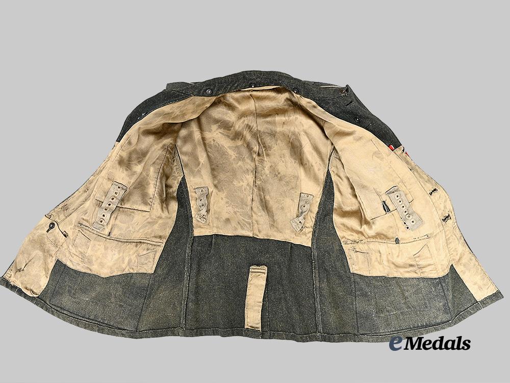 germany,_heer._an_infantry_m43_uniform_for_an_obergefreiter_e_medals__g62941_15