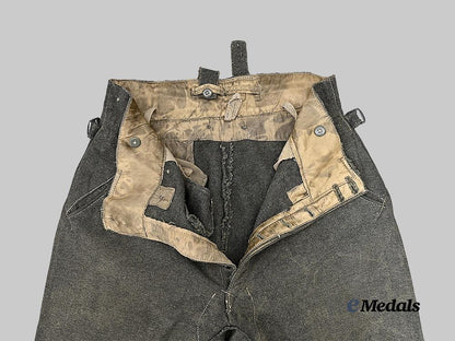 germany,_heer._an_infantry_m43_uniform_for_an_obergefreiter_e_medals__g62941_21