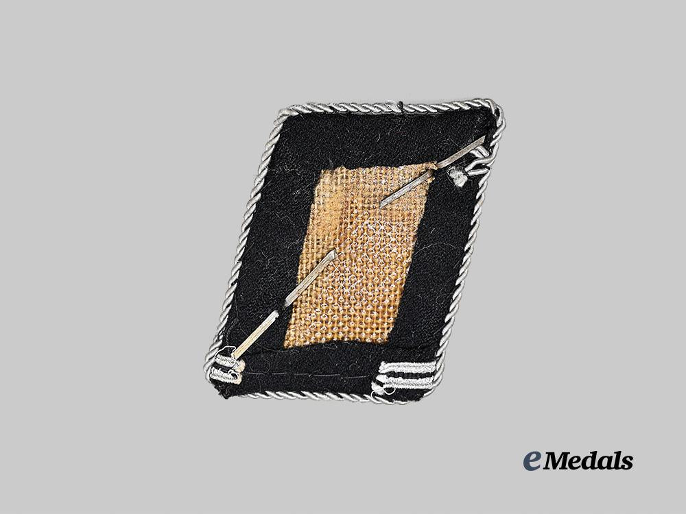 germany,_s_s._a_waffen-_s_s_collar_tab_for_an_s_s-_hauptscharführer_e_medals__g62963_3