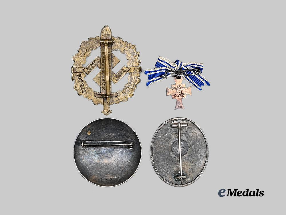 germany,_third_reich._a_mixed_lot_of_badges_for_military_and_civil_service_e_medals__g63034_3