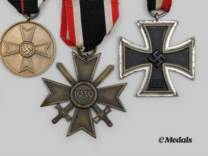 germany,_wehrmacht._a_mixed_lot_of_awards_e_medals__g63036_3