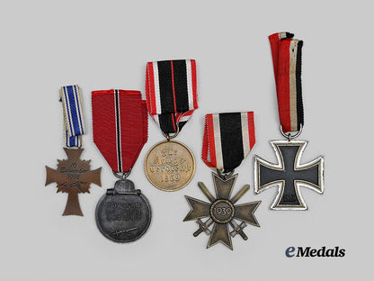 germany,_wehrmacht._a_mixed_lot_of_awards_e_medals__g63036_5