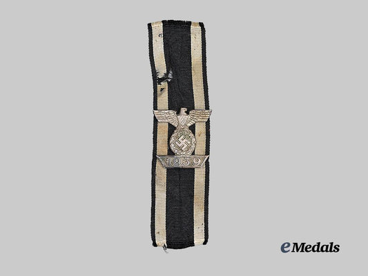 germany,_wehrmacht._a1939_clasp_to_the_iron_cross_i_i_class,_type_a,_by_b._h._mayer_e_medals__g63041_2